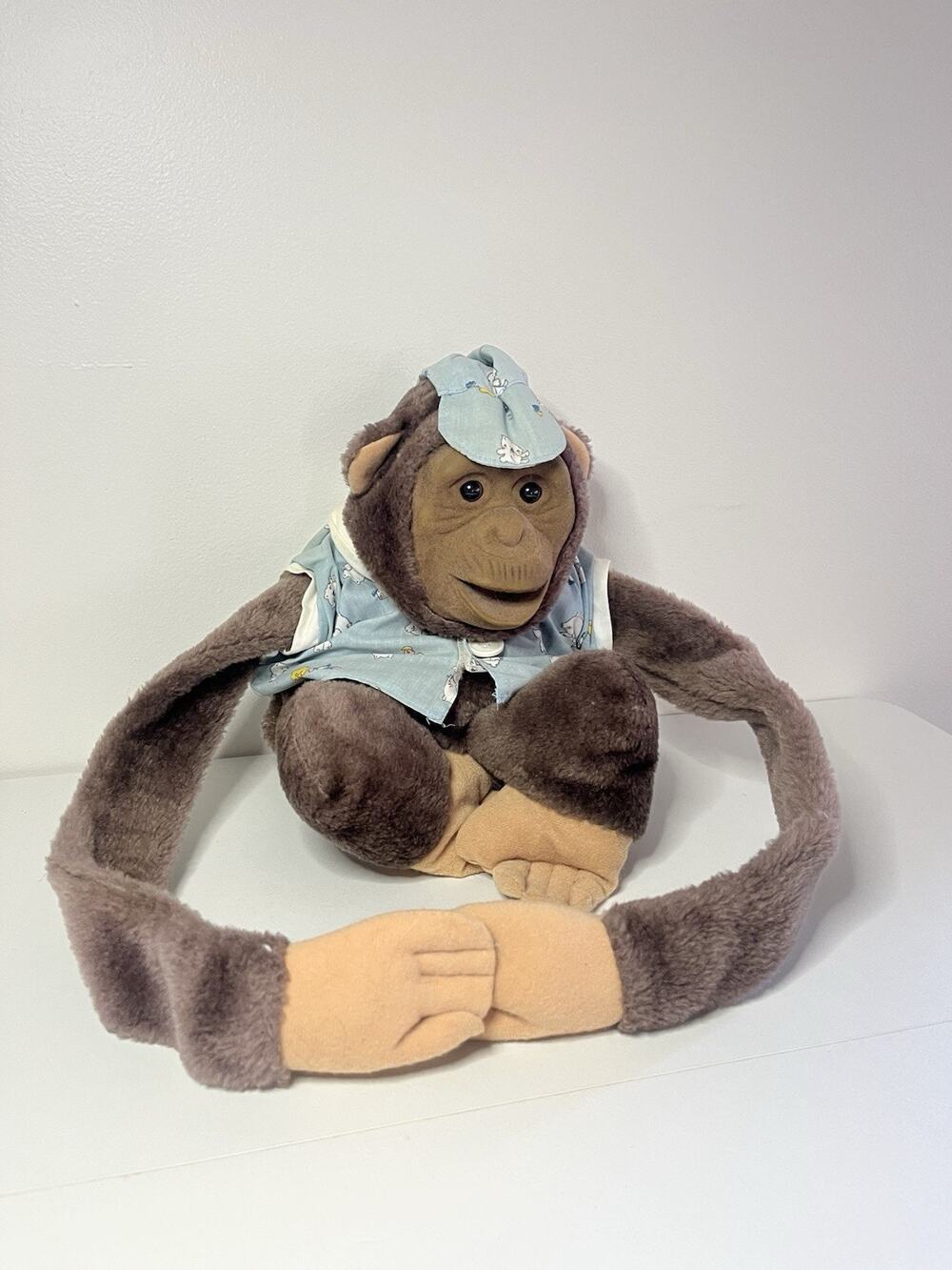 Vintage Monkey Chimp Hand Puppet Plush Vinyl Face Squeaker Great Golf Head Cover